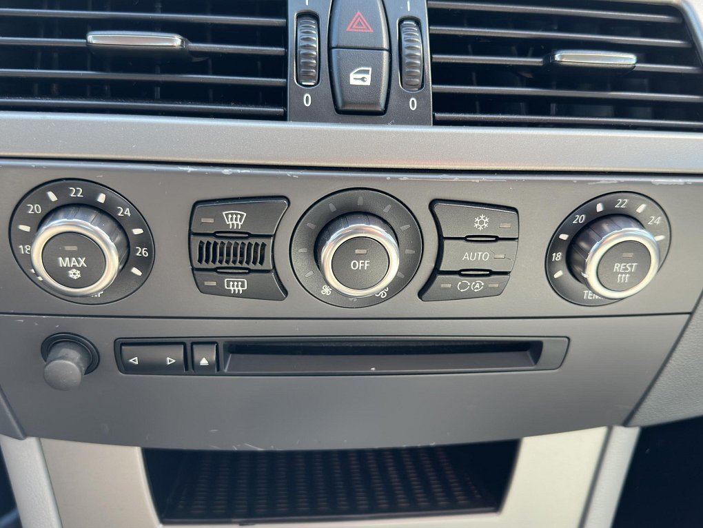 BMW Řada 5 2.5i  523i