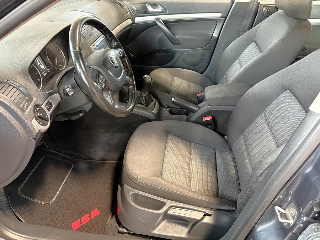 Škoda Octavia II 1.4 TSi Elegance