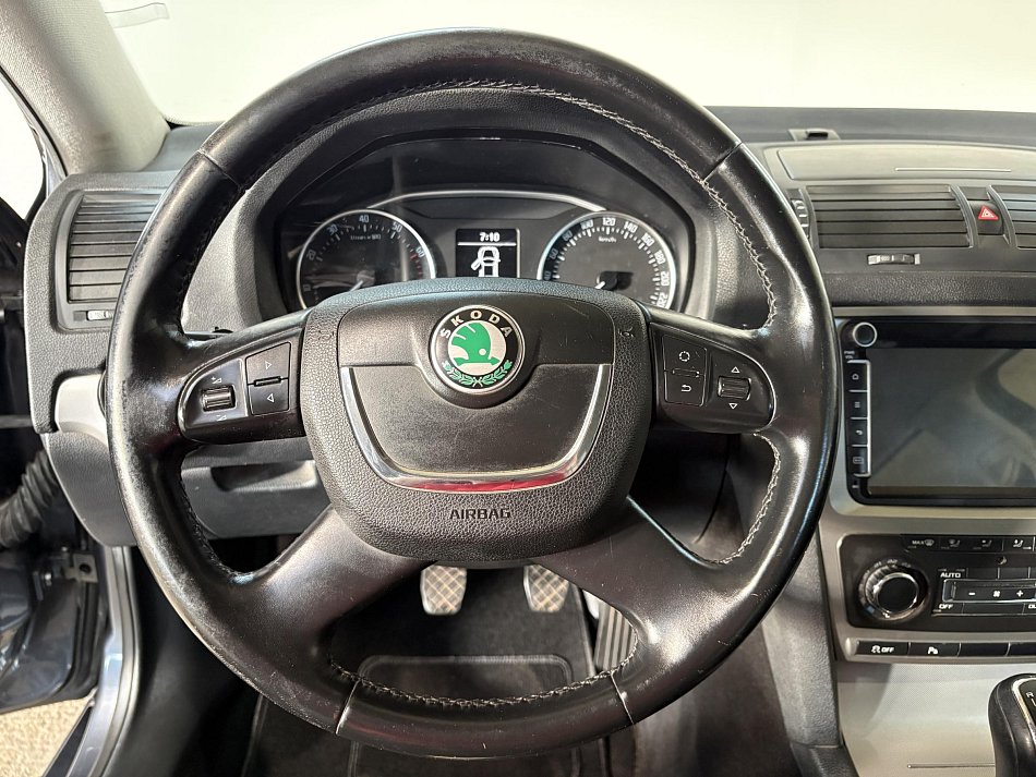 Škoda Octavia II 1.4 TSi Elegance
