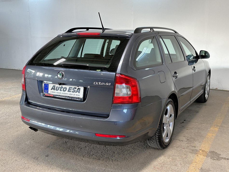 Škoda Octavia II 1.4 TSi Elegance