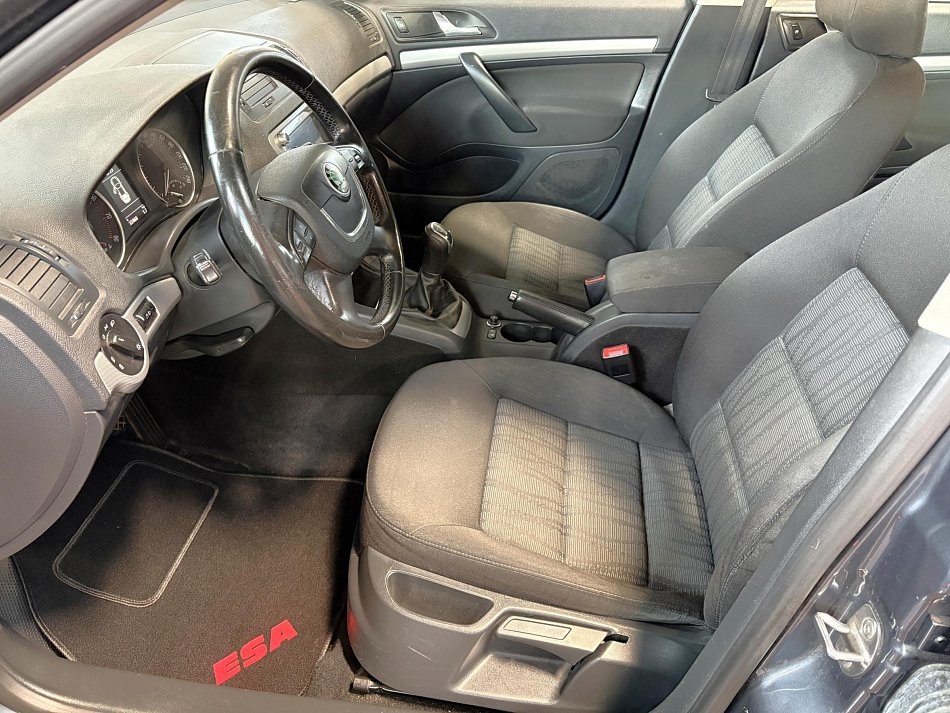 Škoda Octavia II 1.4 TSi Elegance