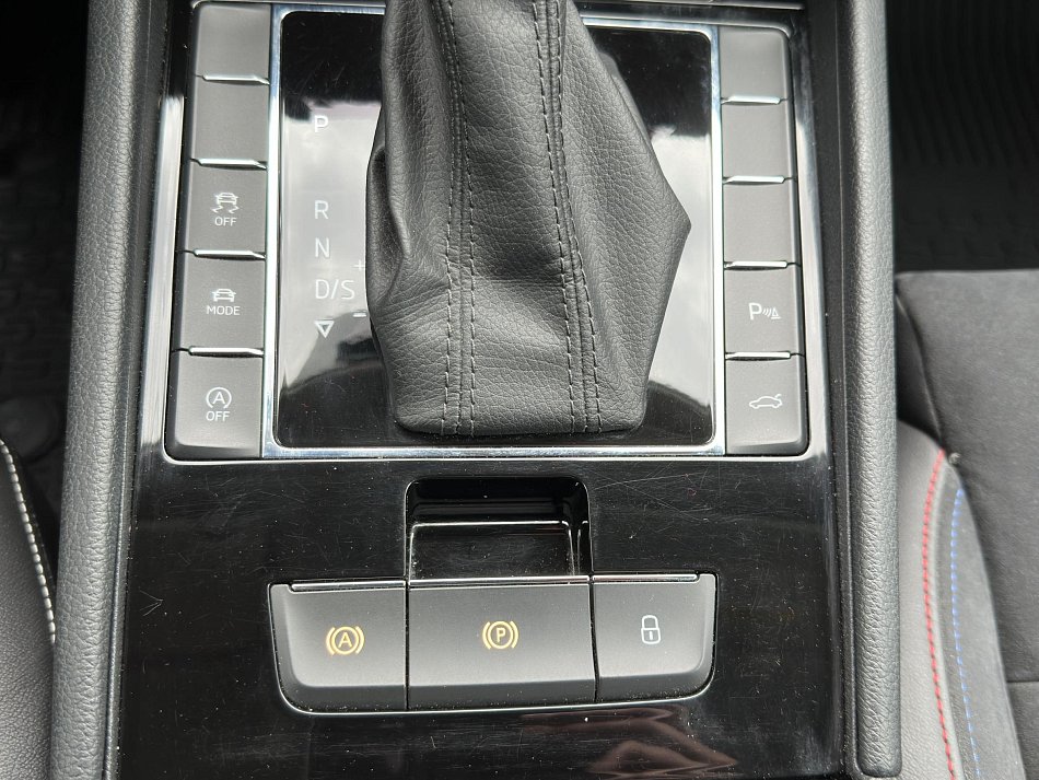 Škoda Superb III 2.0 TDi 