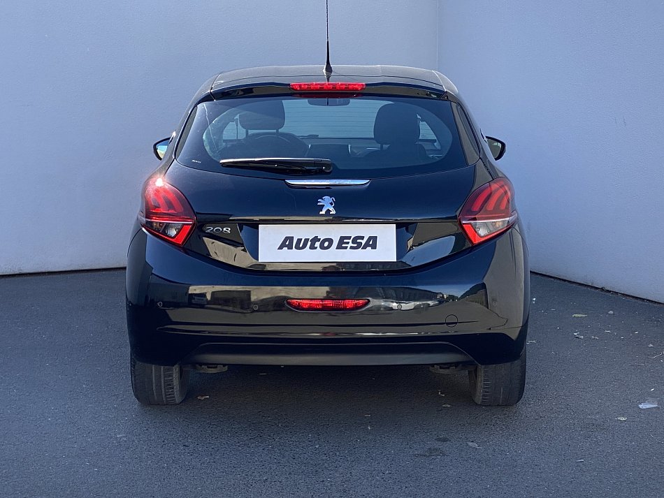 Peugeot 208 1.2PT Allure