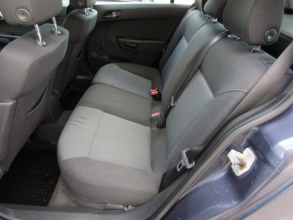 Opel Astra 1.6 i 