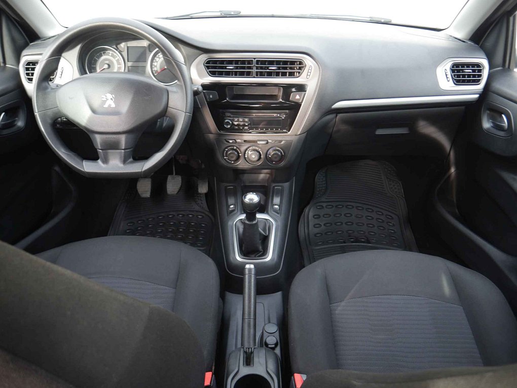 Peugeot 301 1.6 VTi Allure