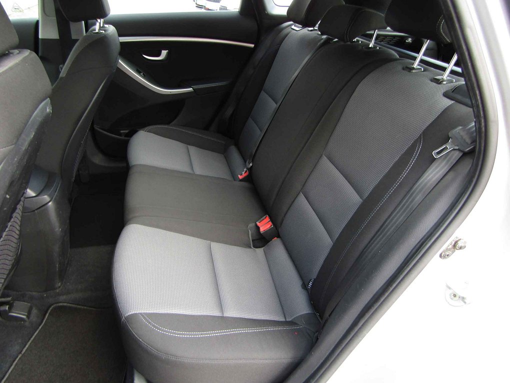 Hyundai I30 1.6CRDi 