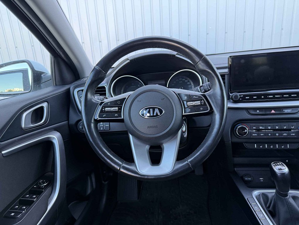 Kia Ceed 1.6 CRDi Exclusive