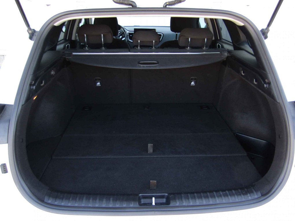 Kia Ceed 1.6 CRDi Exclusive