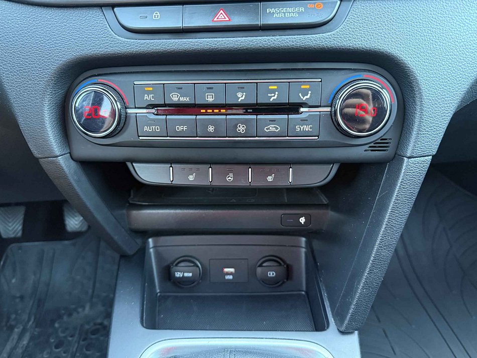 Kia Ceed 1.6 CRDi Exclusive