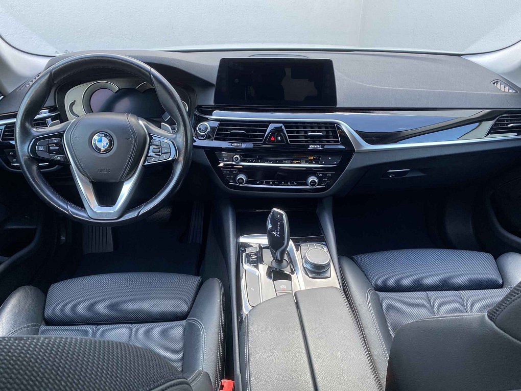 BMW Řada 5 2.0d  520D