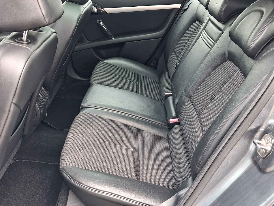 Peugeot 407 2.0 HDI 