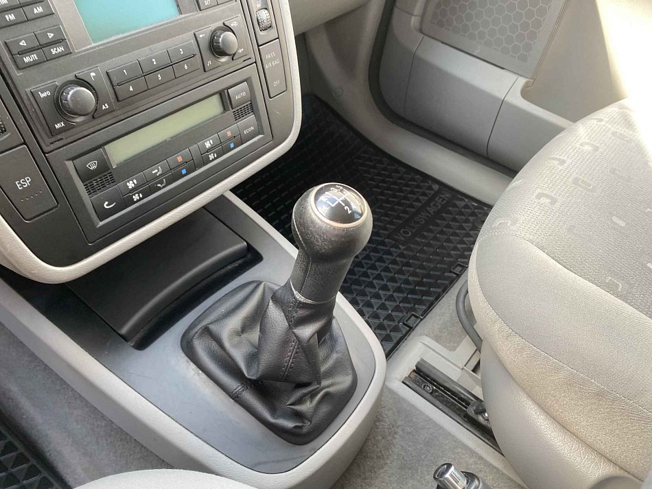 Volkswagen Sharan 2.0i 