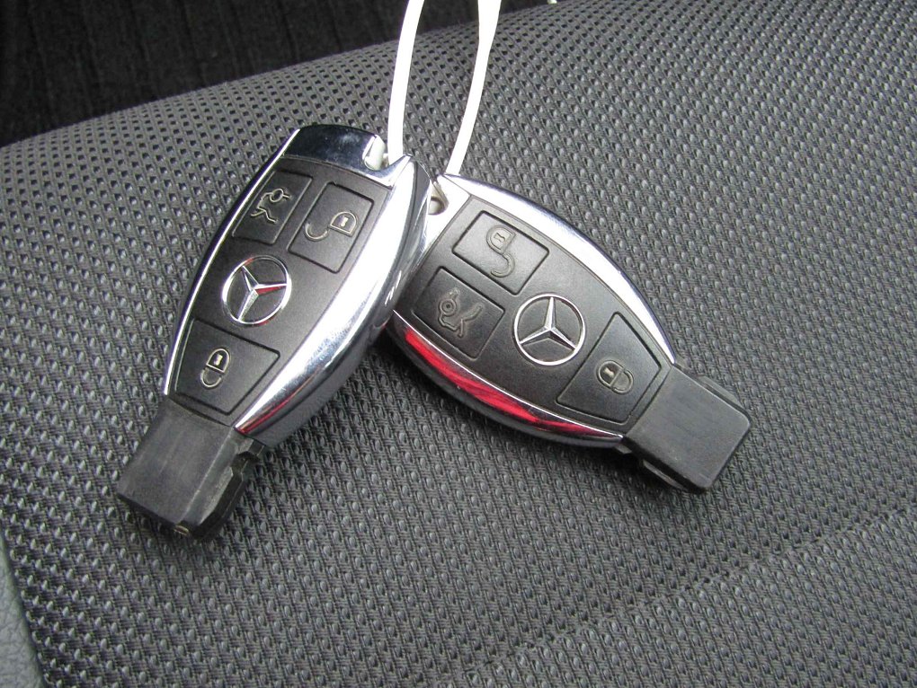 Mercedes-Benz Třída E 1.8 CGI  250