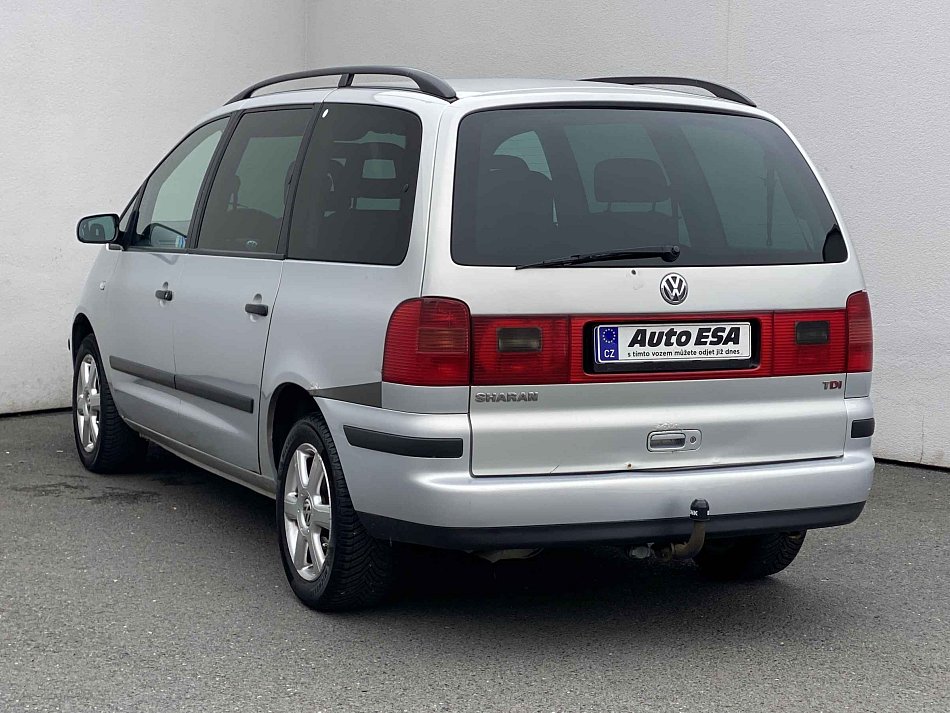 Volkswagen Sharan 1.9 TDi 