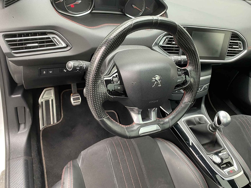 Peugeot 308 2.0HDi 
