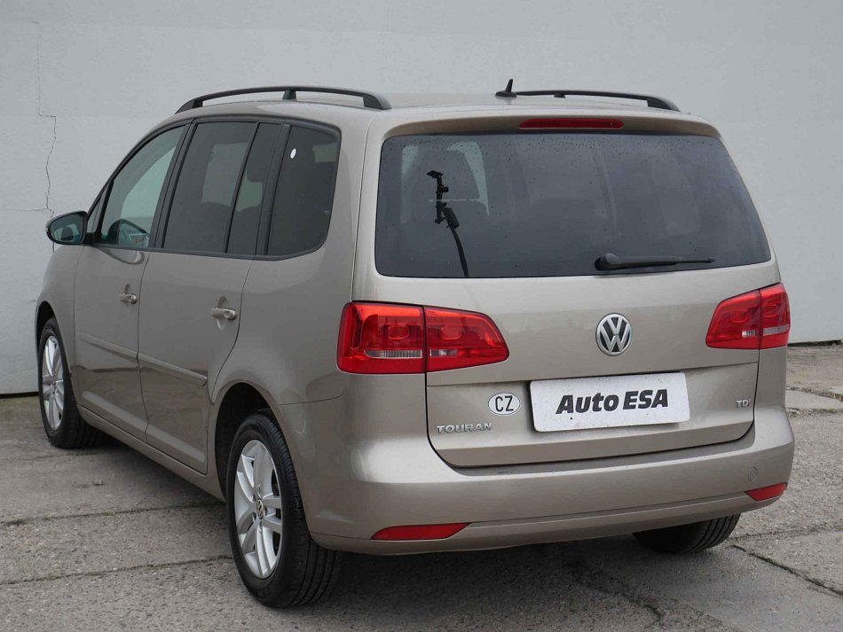 Volkswagen Touran 1.6 TDi 