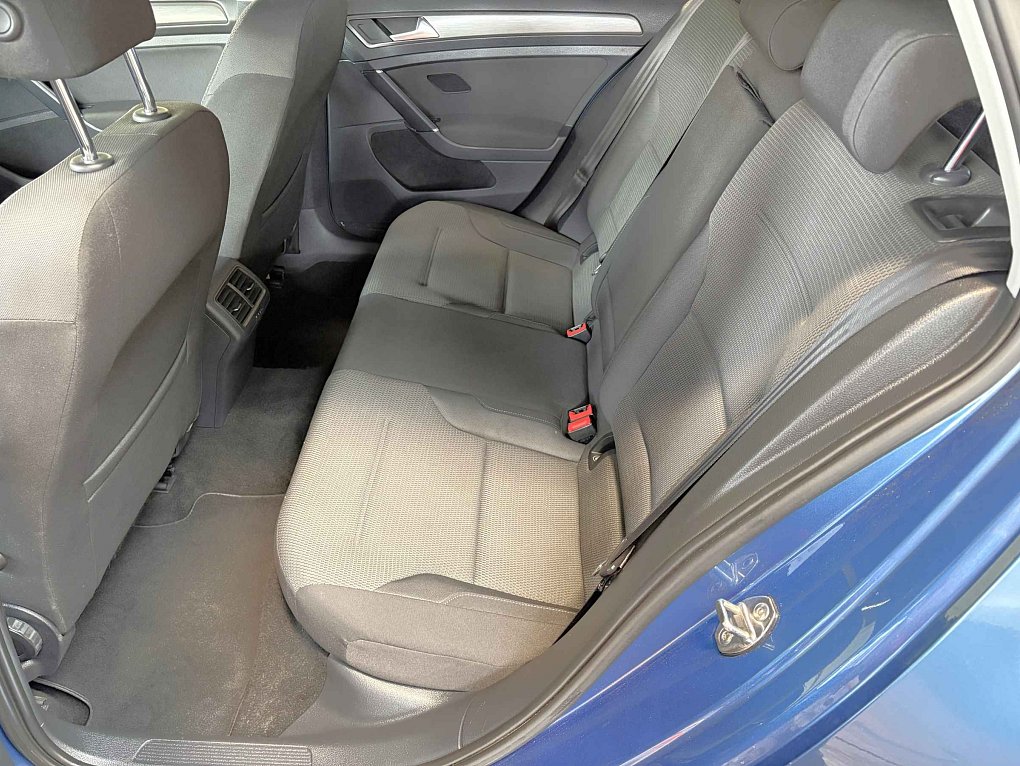 Volkswagen Golf 1.2 TSi 