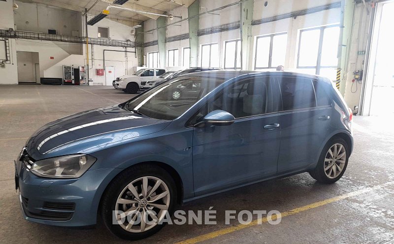 Volkswagen Golf 1.2 TSi 