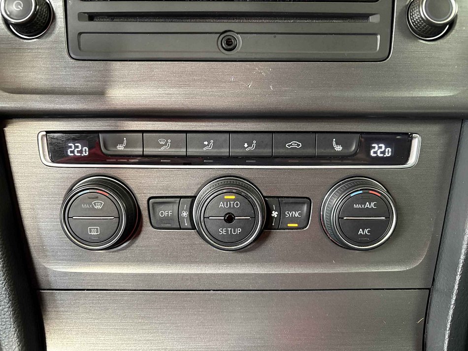 Volkswagen Golf 1.2 TSi 