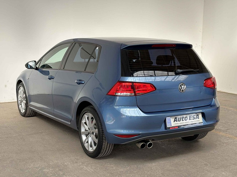 Volkswagen Golf 1.2 TSi 