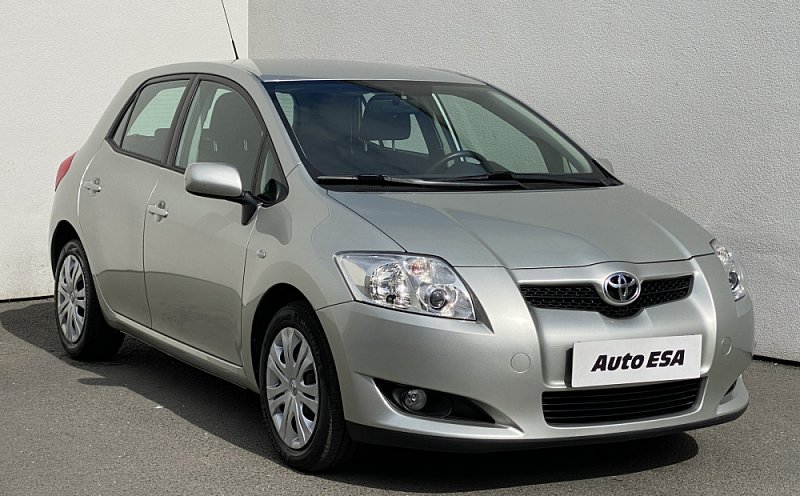 Toyota Auris 1.6 VVTi 