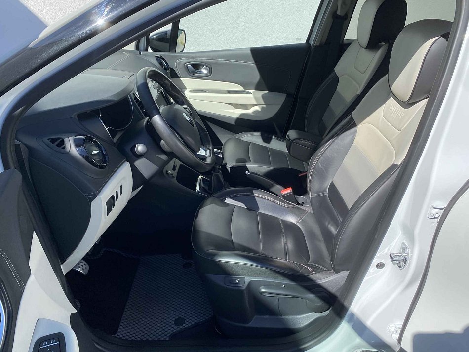 Renault Captur 1.2 TCe Initiale Paris