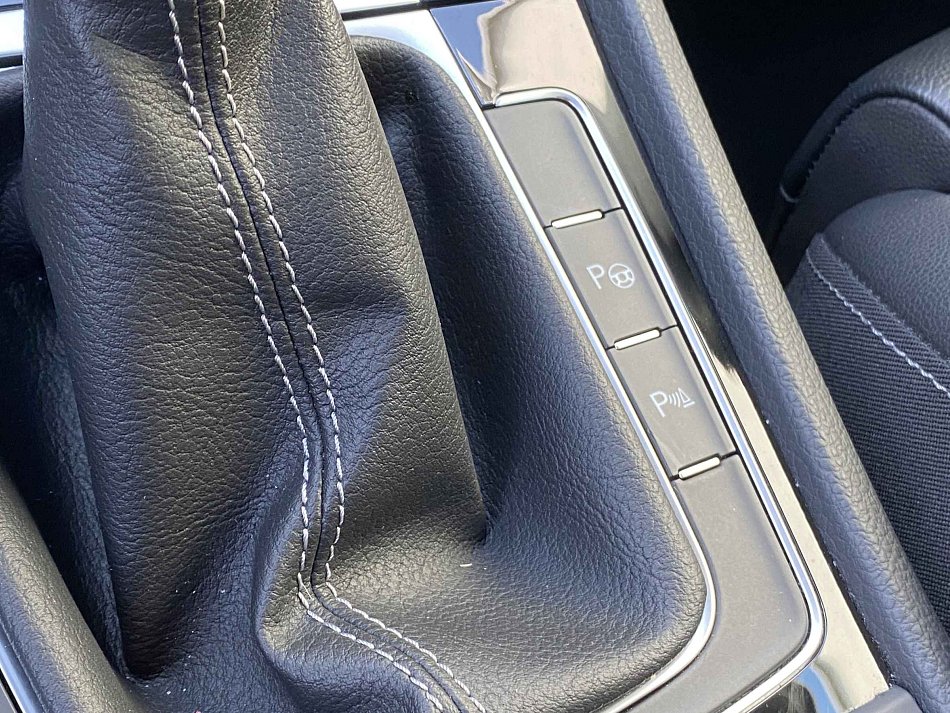 Volkswagen Golf 2.0 TDi GTD