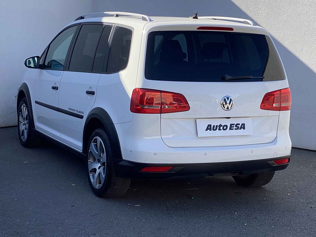 Volkswagen Touran 1.4 TSi CROSS