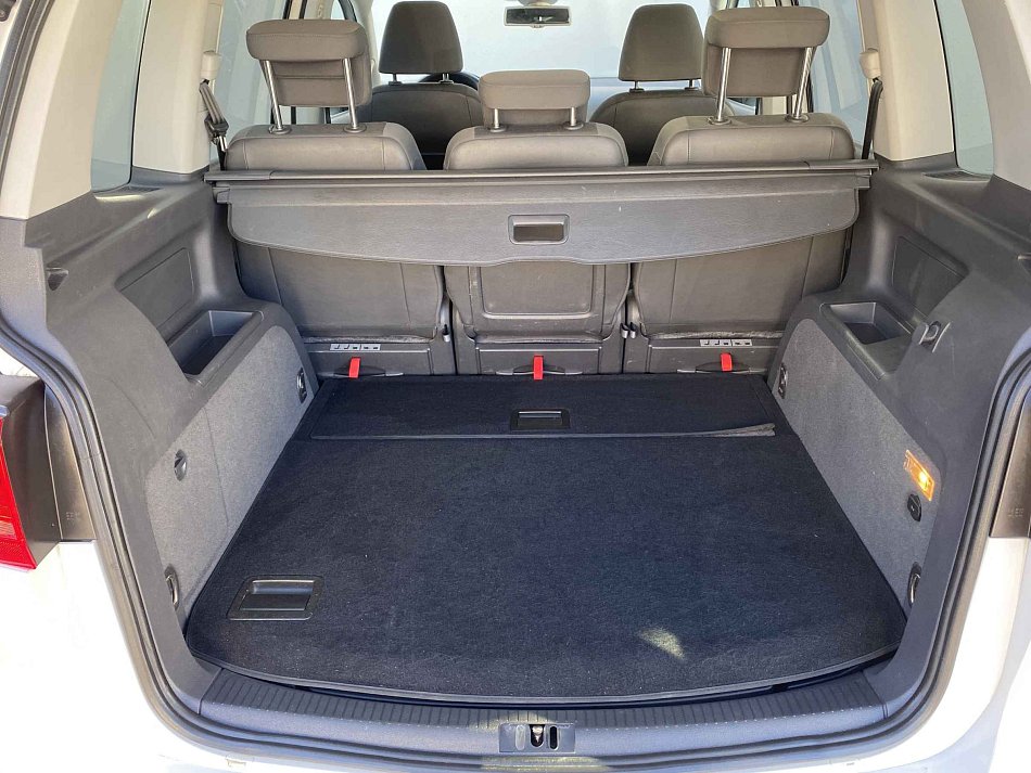 Volkswagen Touran 1.4 TSi CROSS