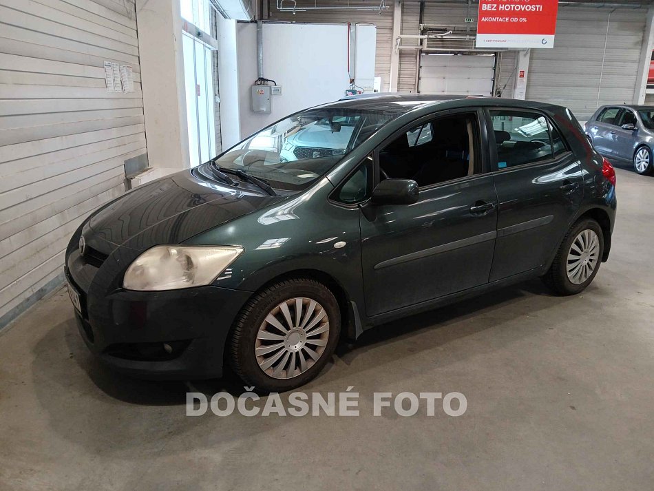 Toyota Auris 1.6 VVTi 