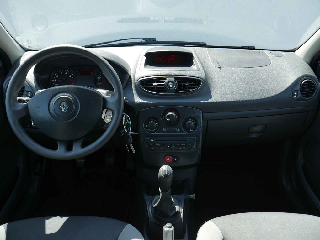 Renault Clio 1.2 i 