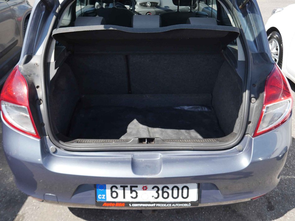 Renault Clio 1.2 i 