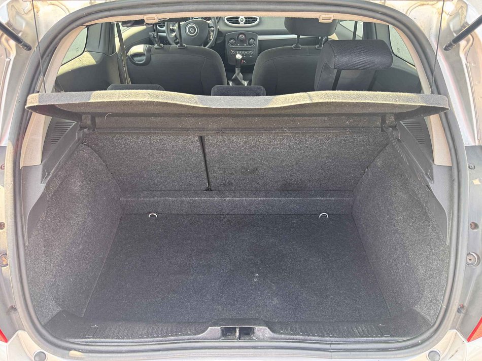 Renault Clio 1.2i 