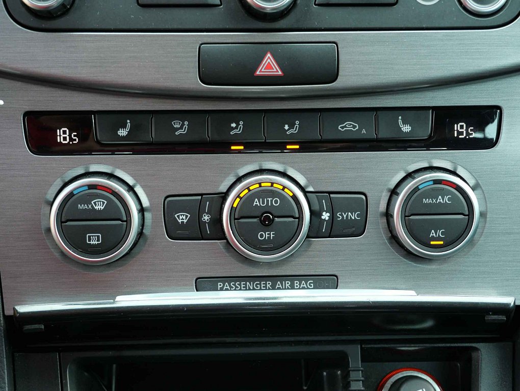Volkswagen Passat 2.0 TDi 
