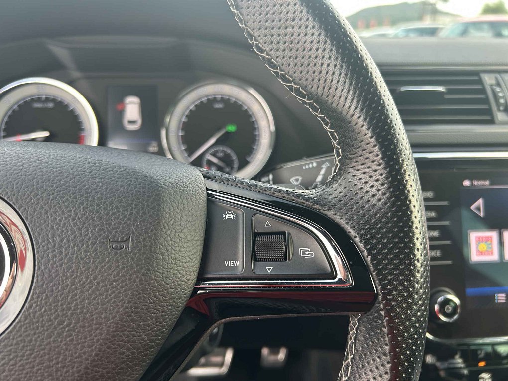 Škoda Superb III 2.0 TDi SportLine