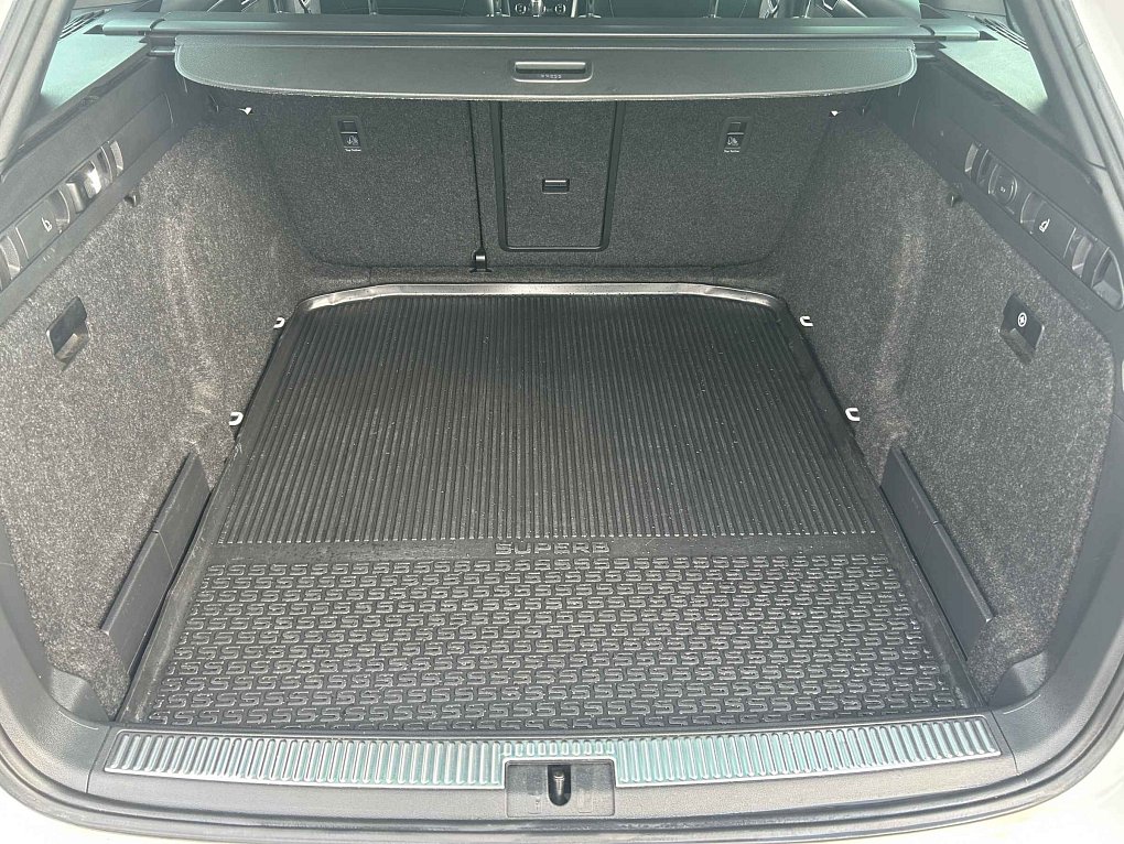 Škoda Superb III 2.0 TDi SportLine