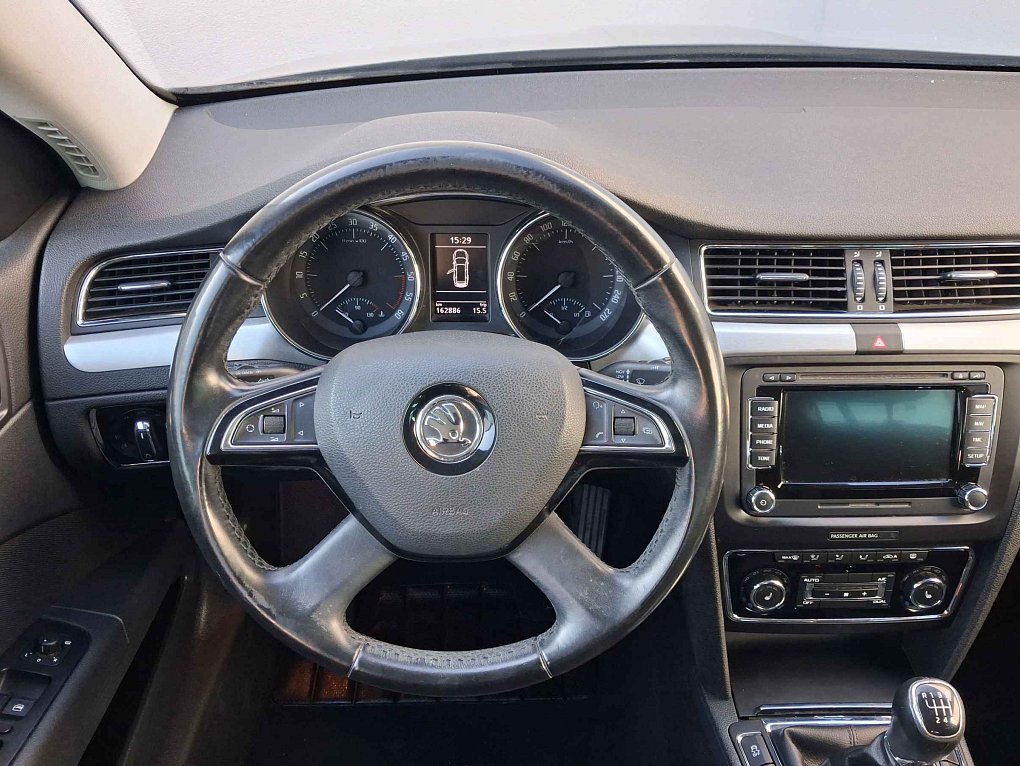 Škoda Superb II 2.0 TDi Ambition
