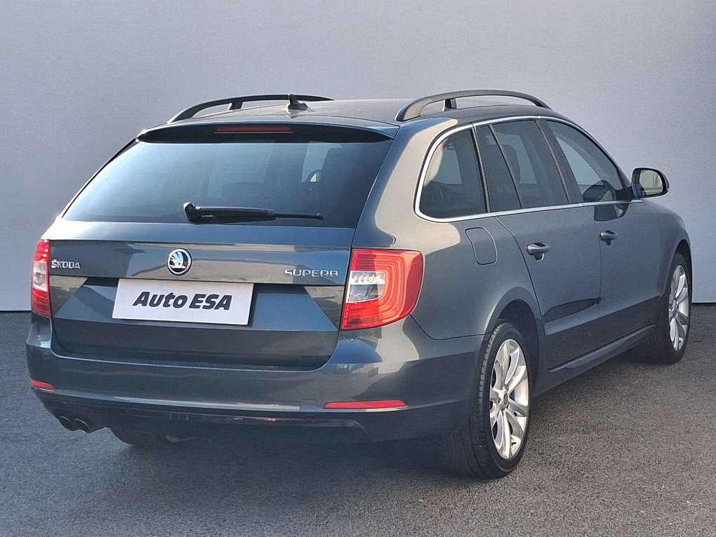 Škoda Superb II 2.0 TDi Ambition