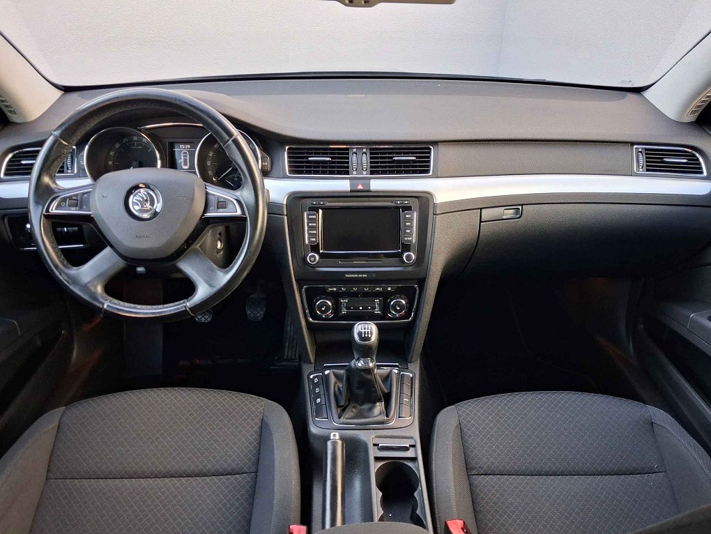 Škoda Superb II 2.0 TDi Ambition