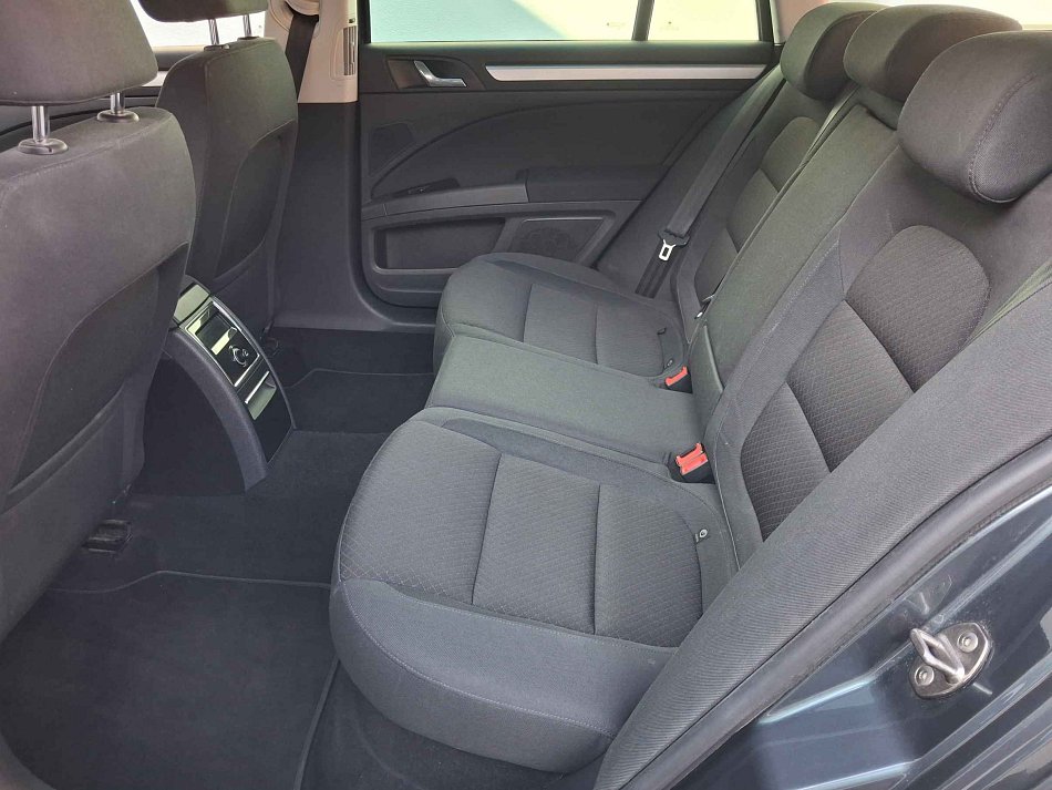 Škoda Superb II 2.0 TDi Ambition