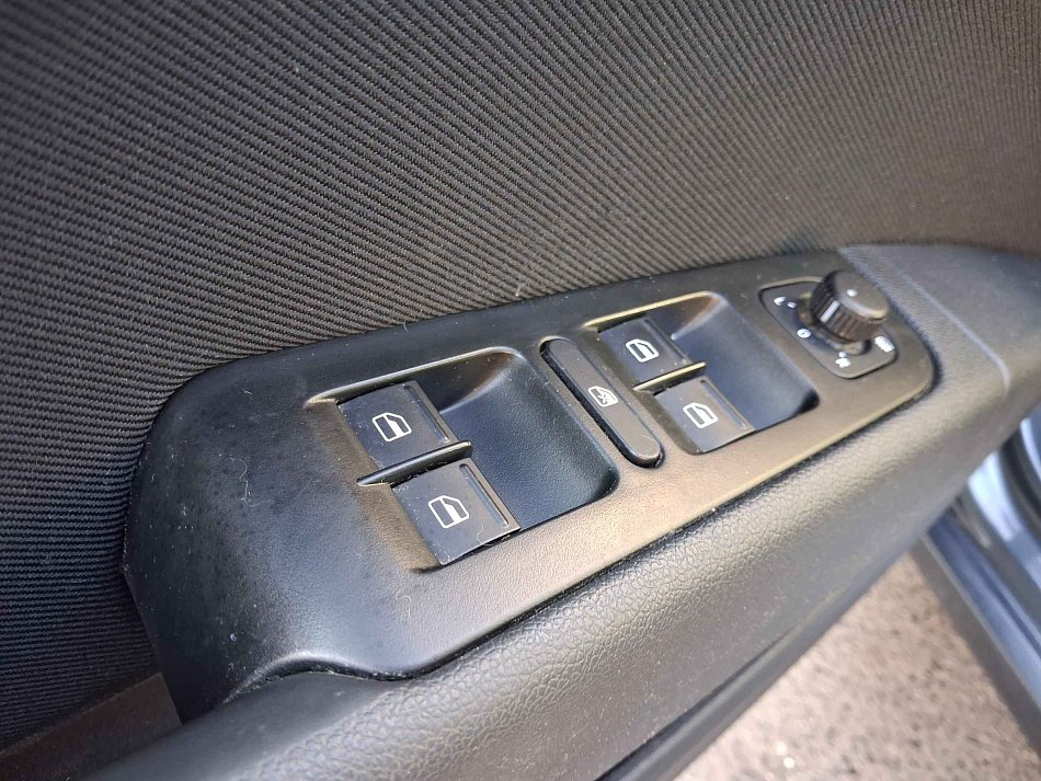 Škoda Superb II 2.0 TDi Ambition