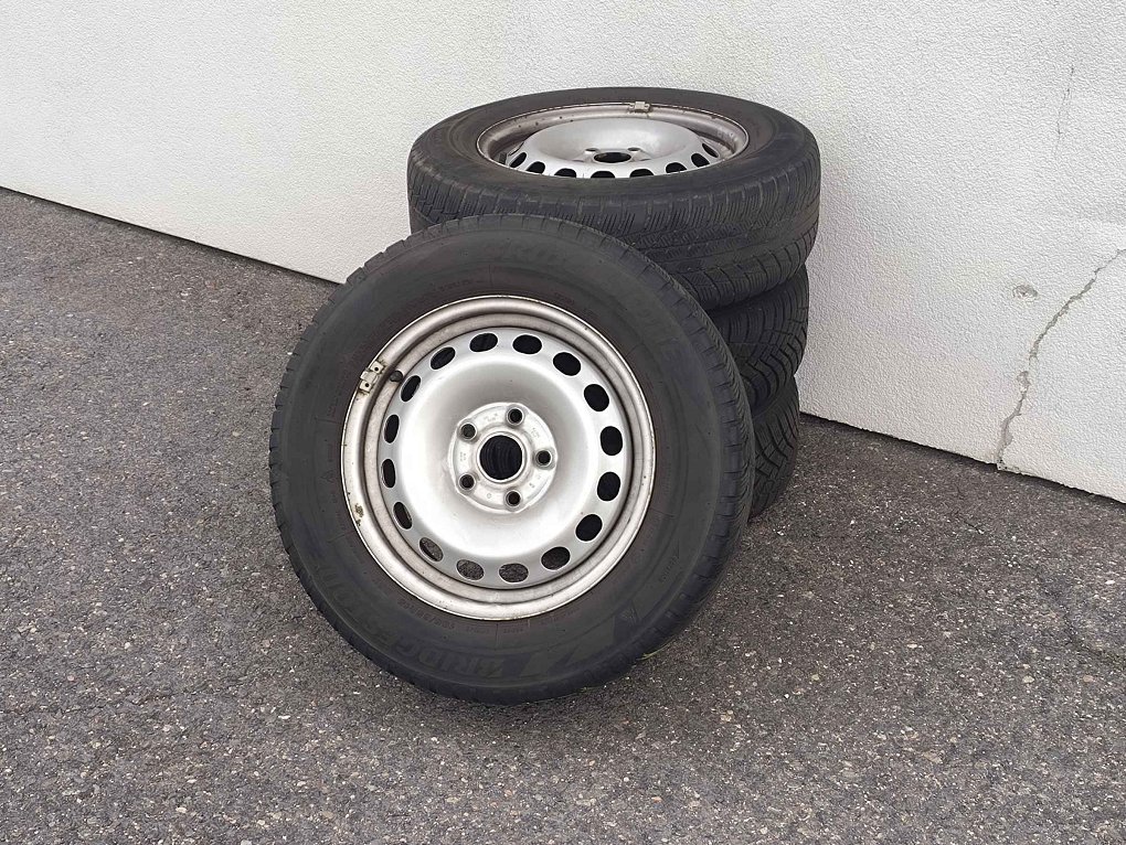 Volkswagen Caddy 2.0TDi  WÜRTH