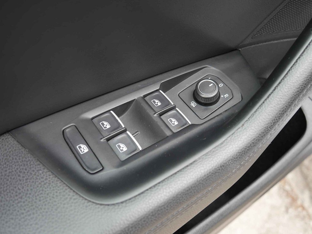 Volkswagen Passat 2.0TDi 