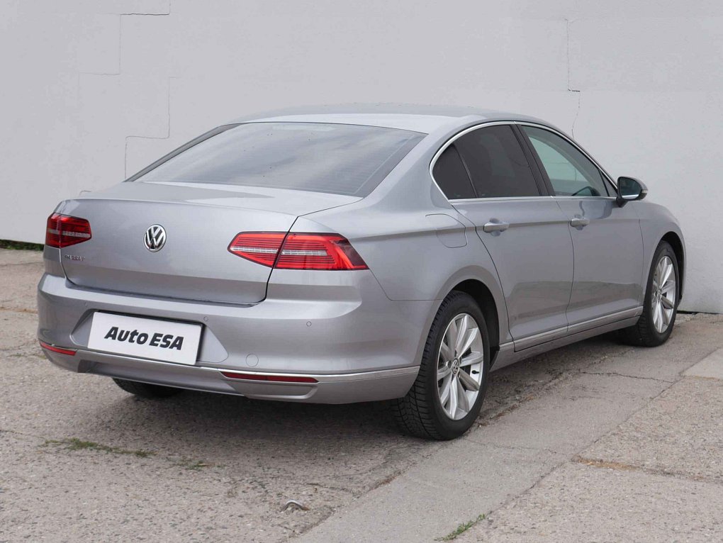Volkswagen Passat 2.0TDi 