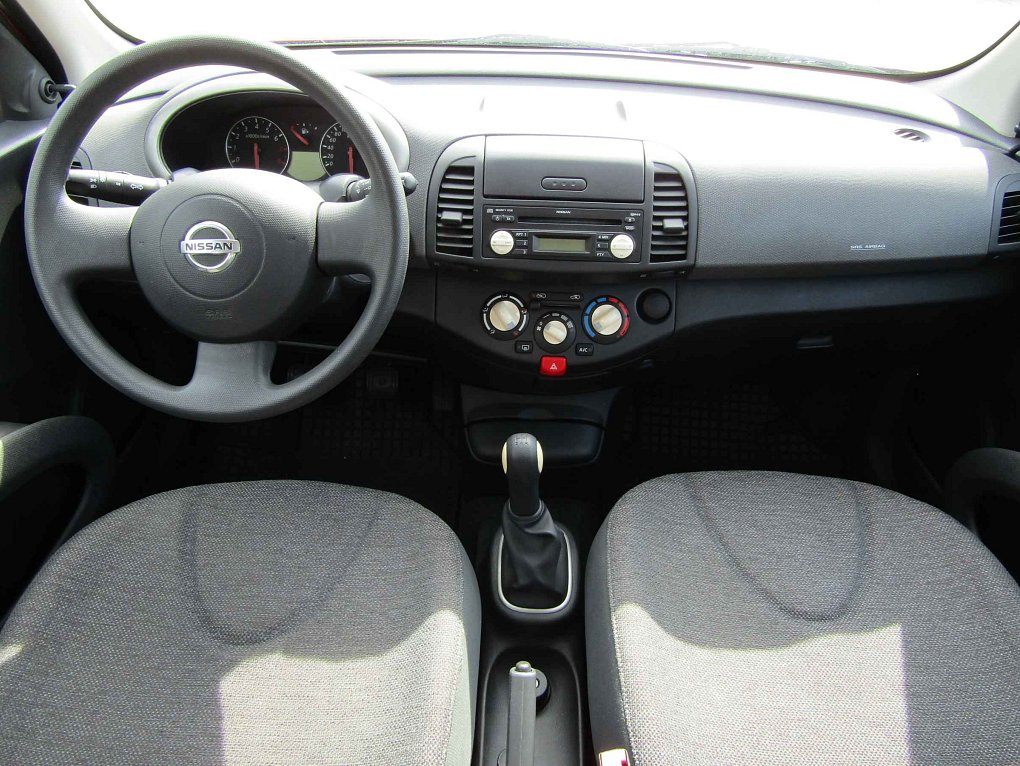 Nissan Micra 1.2i 