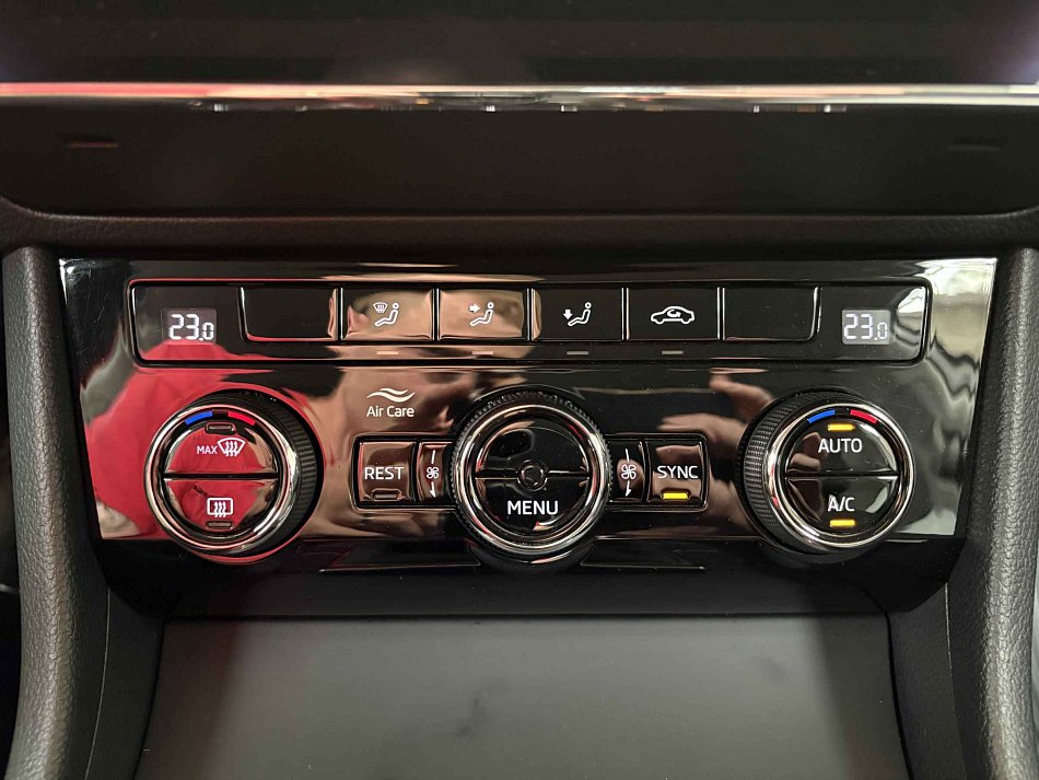 Škoda Superb III 2.0TDi Active