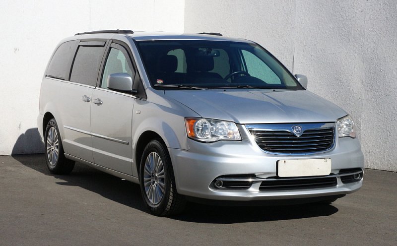 Lancia Voyager 3.6 V6 