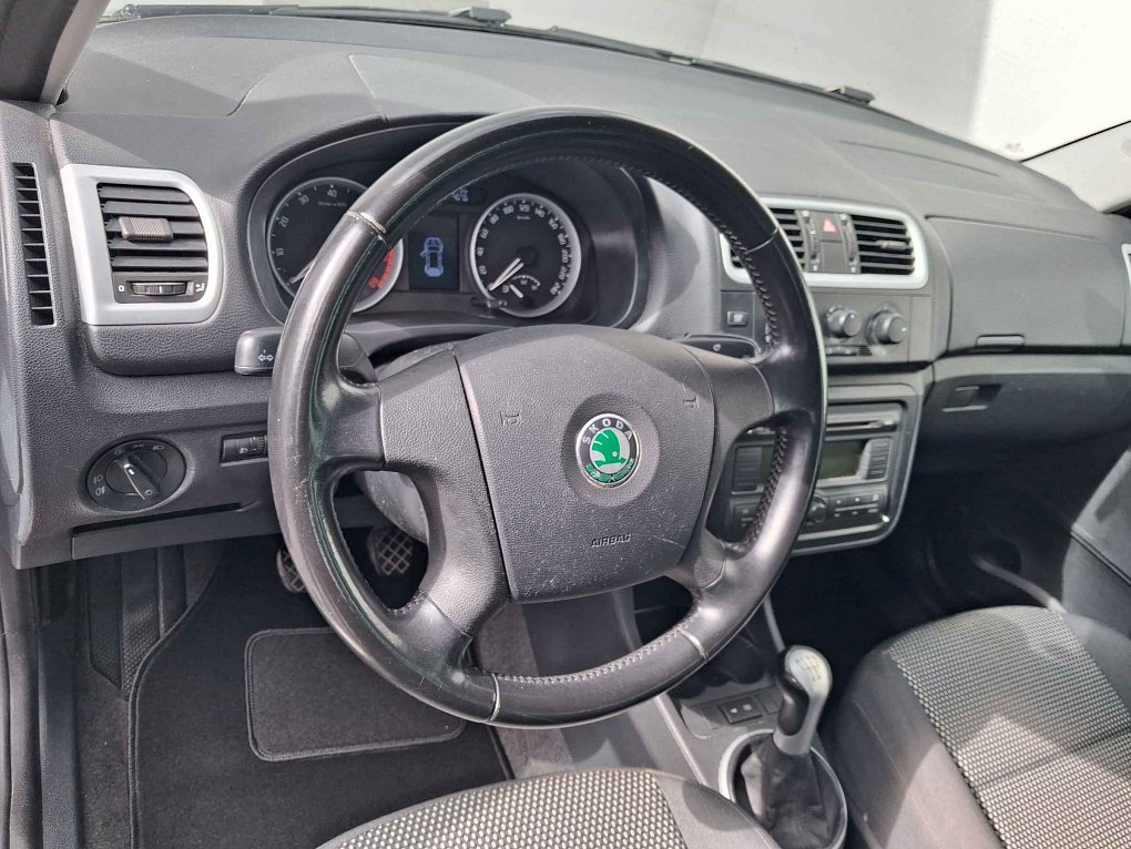 Škoda Roomster 1.4i Scout