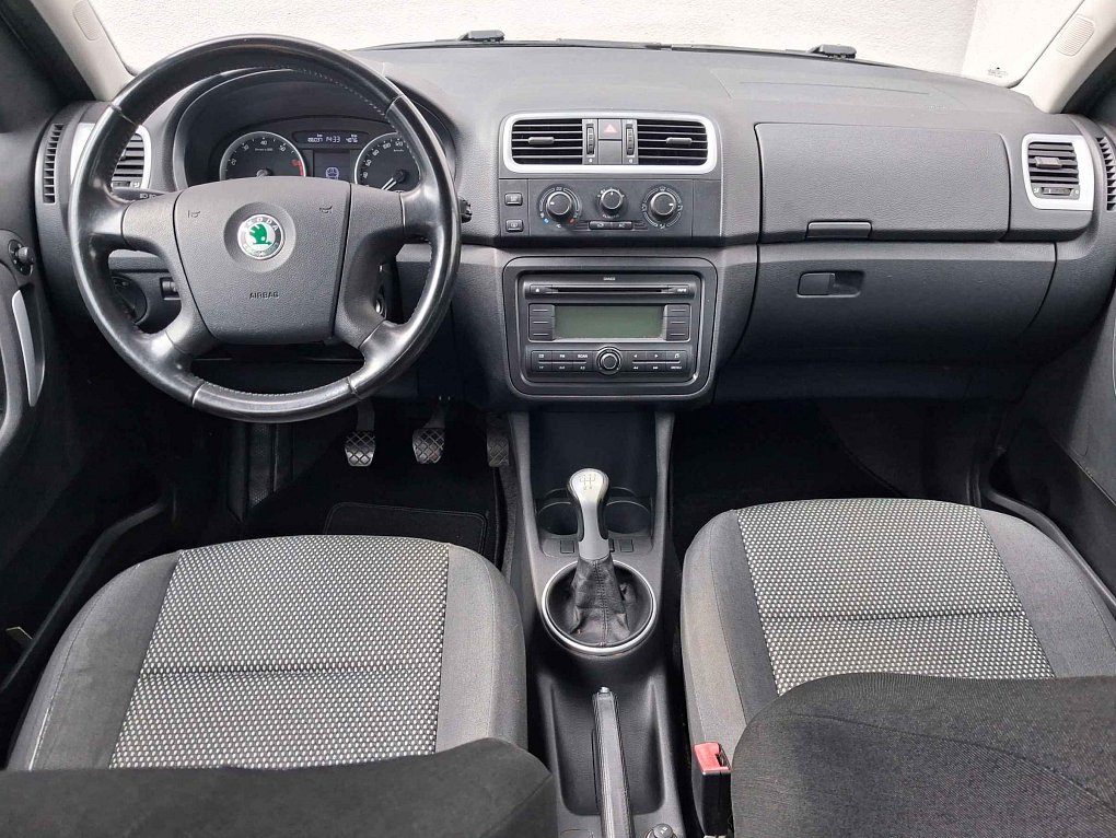 Škoda Roomster 1.4i Scout