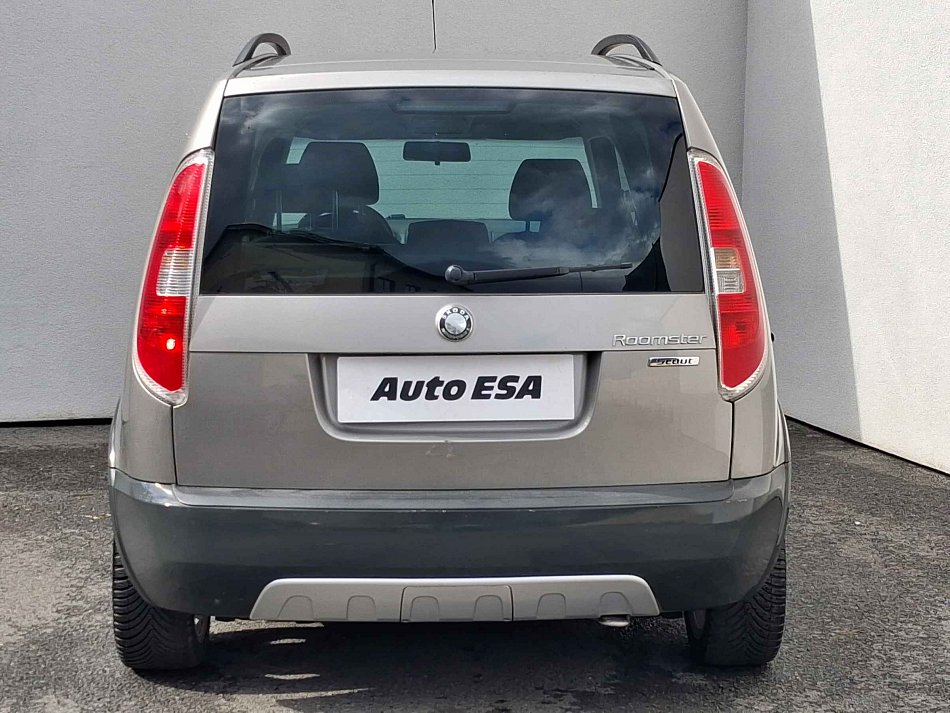 Škoda Roomster 1.4i Scout